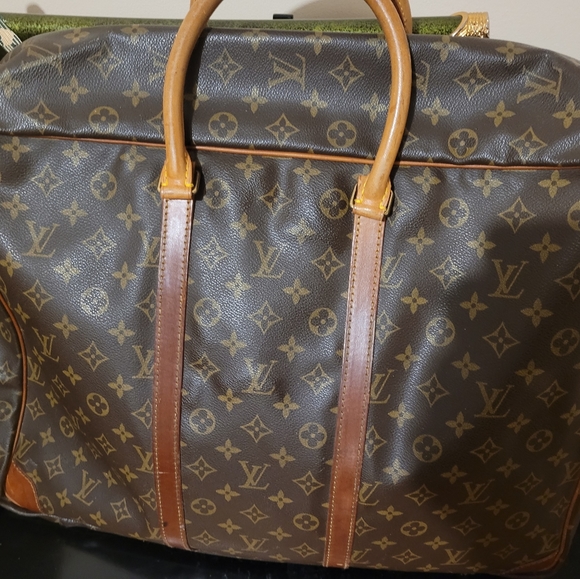 Authetic Louis Vuitton Soft Suitcase SIRIUS 50 MONOGRAM.(Antique) - Picture 11 of 11
